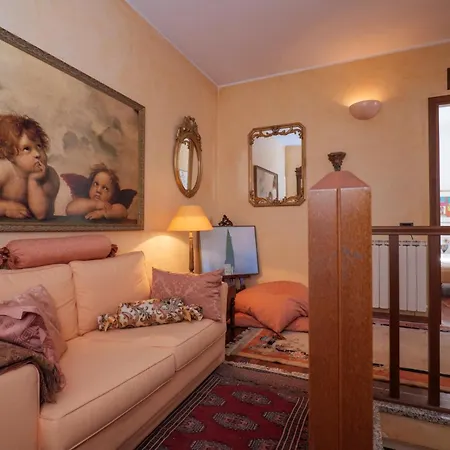 Apartment Palazzo Ranzoni Intra